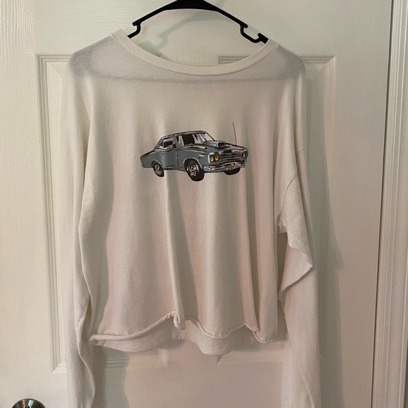Brandy Melville Car long sleeve crop top - Picture 1 of 4